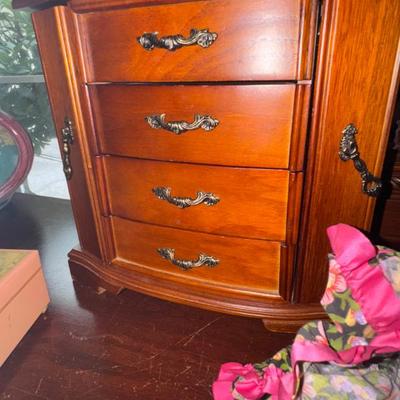 Sale Photo Thumbnail #120