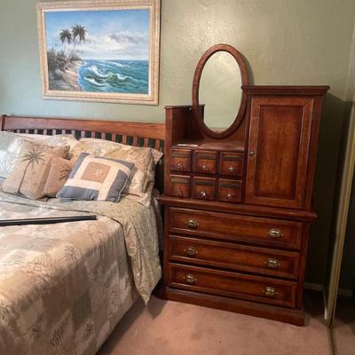 Dresser in master 