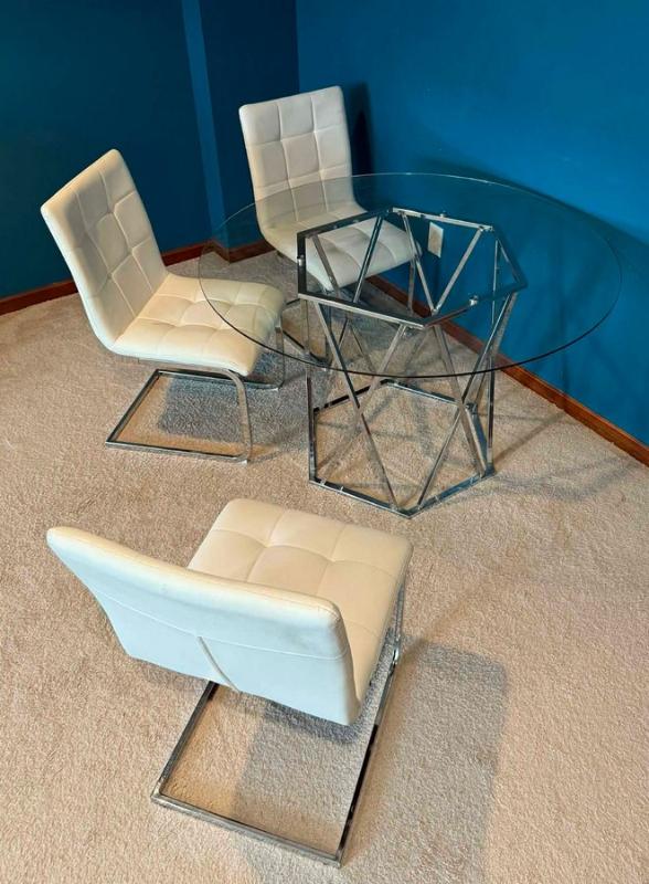 Sale Photo Thumbnail #12