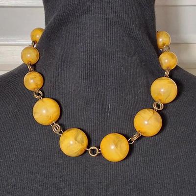 Vintage Marbled Yellow Bead Drop Necklace
