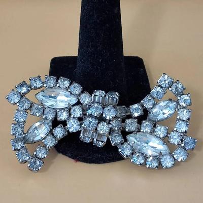 Vintage KRAMER of NEW YORK Brooch