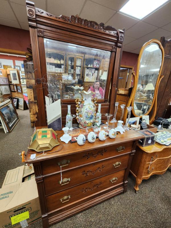 Sale Photo Thumbnail #56