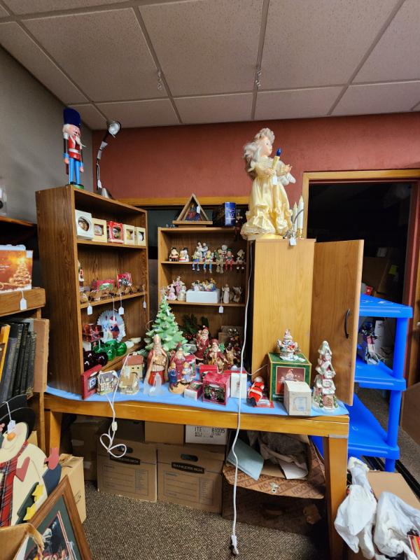 Sale Photo Thumbnail #44