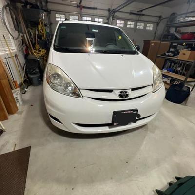 2008 Toyota Sienna, 125k miles