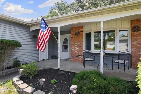 Sale Photo Thumbnail #2