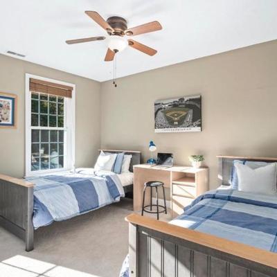 Sale Photo Thumbnail #98