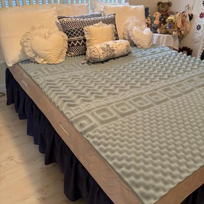 Sale Photo Thumbnail #190