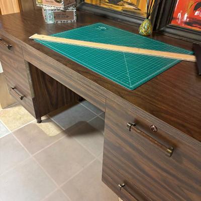 Sale Photo Thumbnail #221