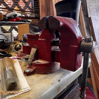 Sale Photo Thumbnail #565