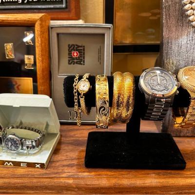 Sale Photo Thumbnail #116