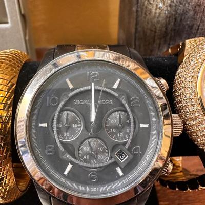 Sale Photo Thumbnail #114