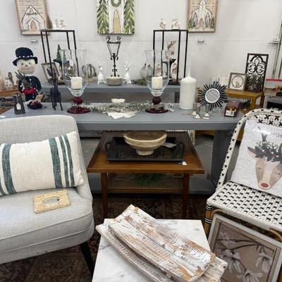 Sale Photo Thumbnail #197