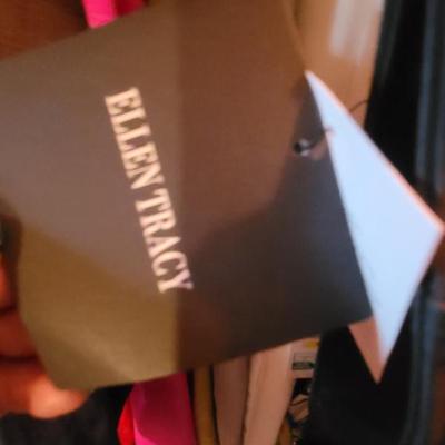 Sale Photo Thumbnail #244