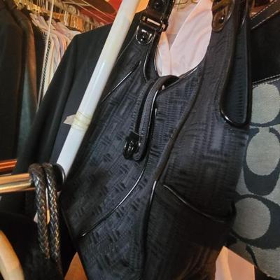 Sale Photo Thumbnail #292