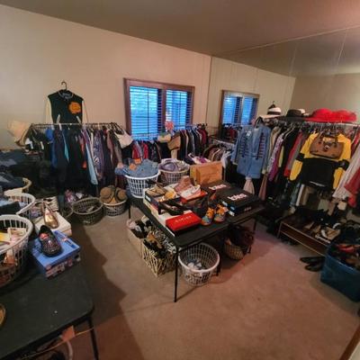 Sale Photo Thumbnail #200