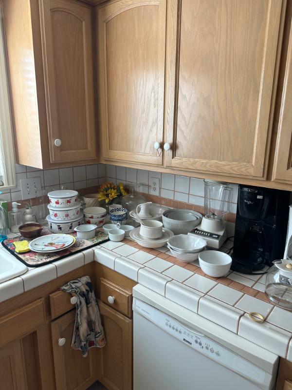 Sale Photo Thumbnail #140