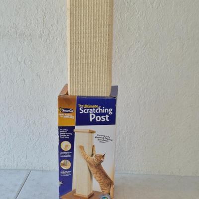 SmartCat The Ultimate Scratching Post - 16" Square x A Whopping 32" Tall! - New in Packaging