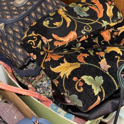 Sale Photo Thumbnail #72