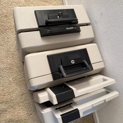 Sale Photo Thumbnail #63