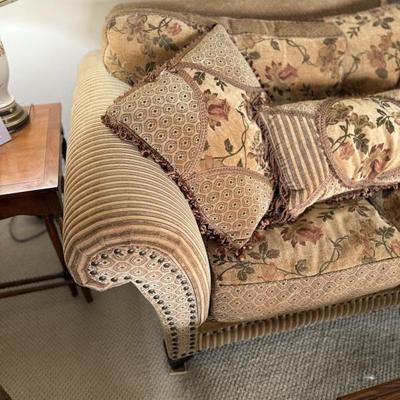 Sale Photo Thumbnail #3