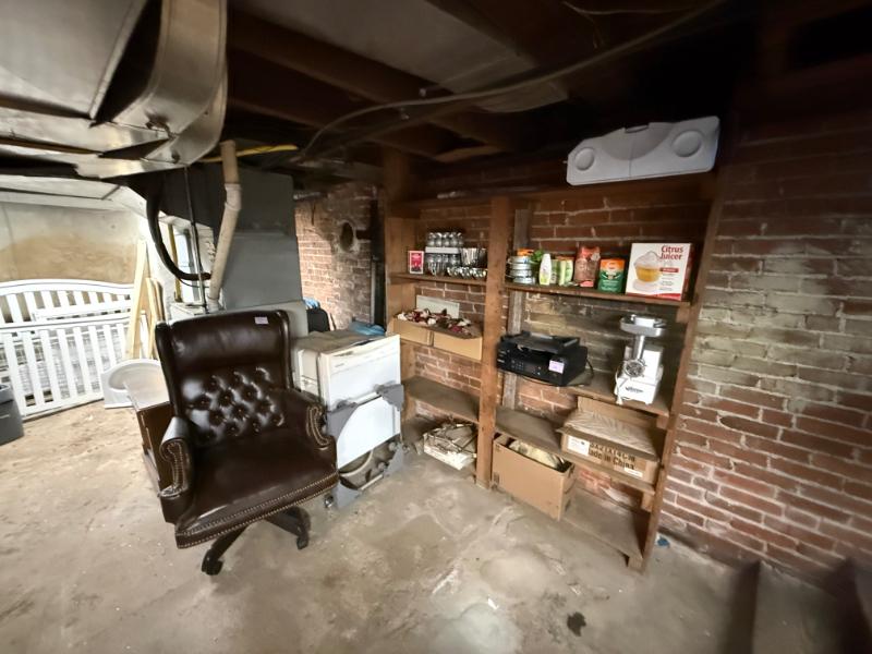 Sale Photo Thumbnail #29