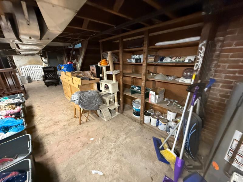 Sale Photo Thumbnail #37