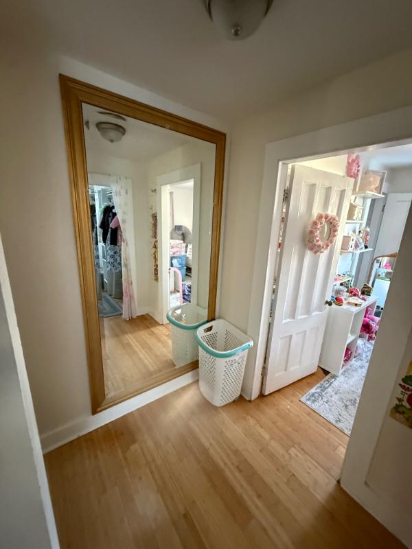 Sale Photo Thumbnail #19