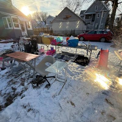Estate sale photo