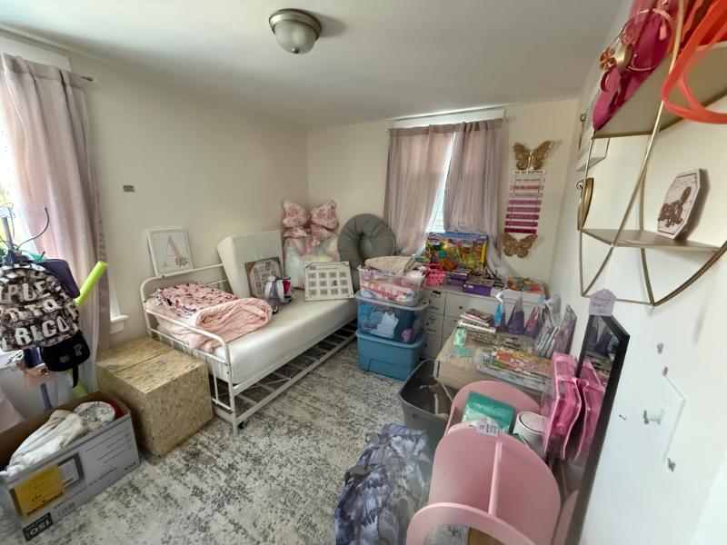 Sale Photo Thumbnail #14