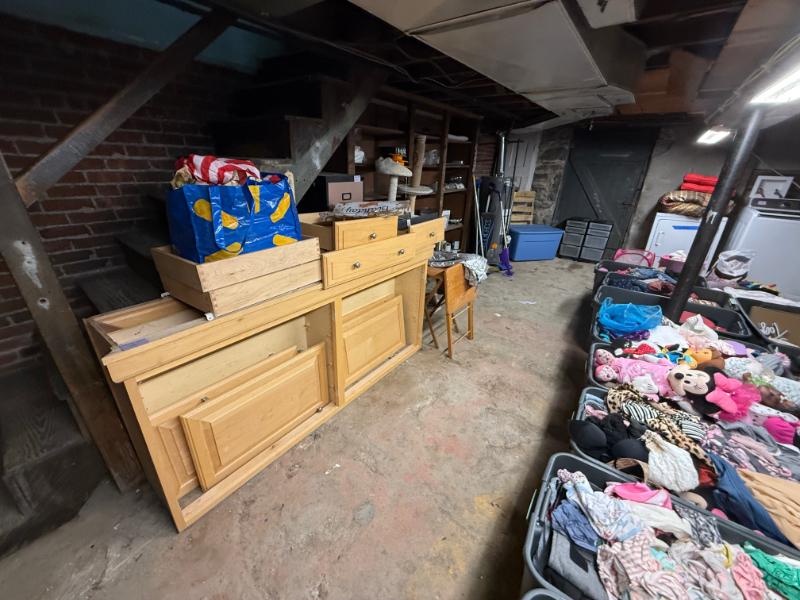 Sale Photo Thumbnail #32