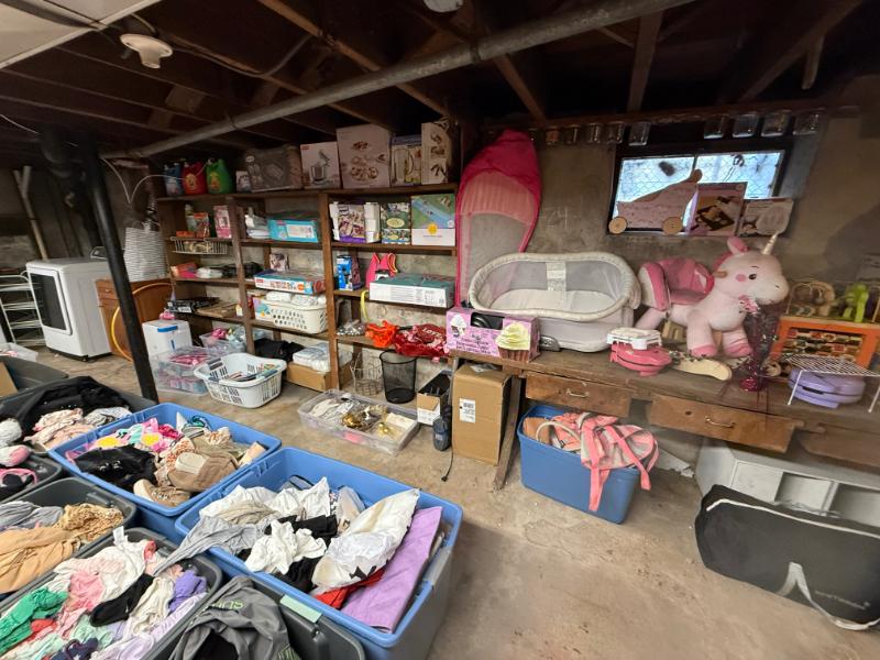 Sale Photo Thumbnail #33