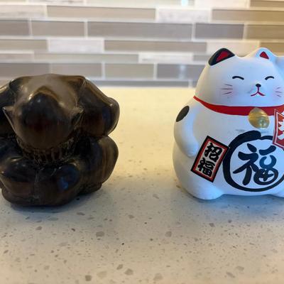 Maneki-neko and Dark Wood Carving