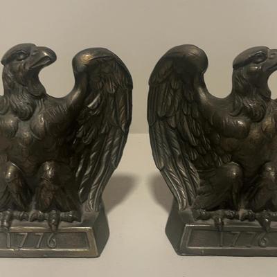 Vintage Cast Metal American Eagle Bookends By Colonial Virginia