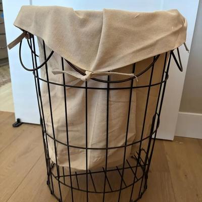Industrial Metal Laundry Basket with Removable Bag