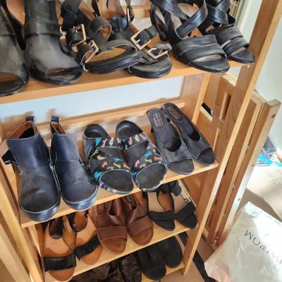 Sale Photo Thumbnail #118