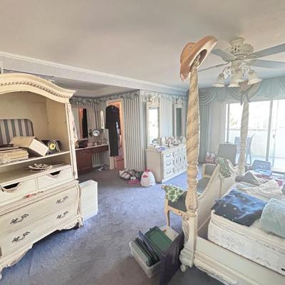 Sale Photo Thumbnail #5