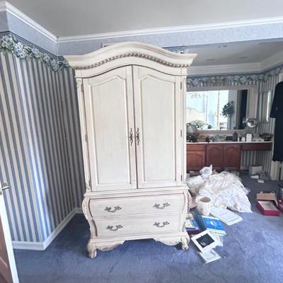 Sale Photo Thumbnail #43