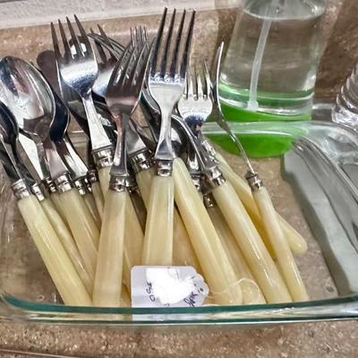 Sale Photo Thumbnail #143