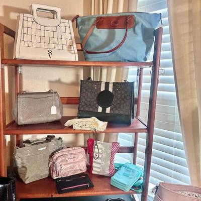 Sale Photo Thumbnail #183