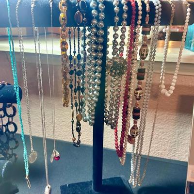 Sale Photo Thumbnail #176