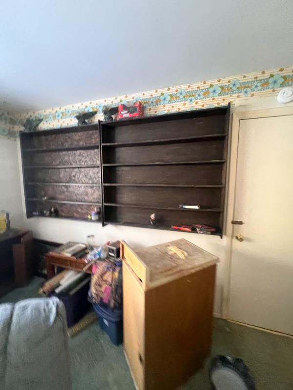 Sale Photo Thumbnail #94