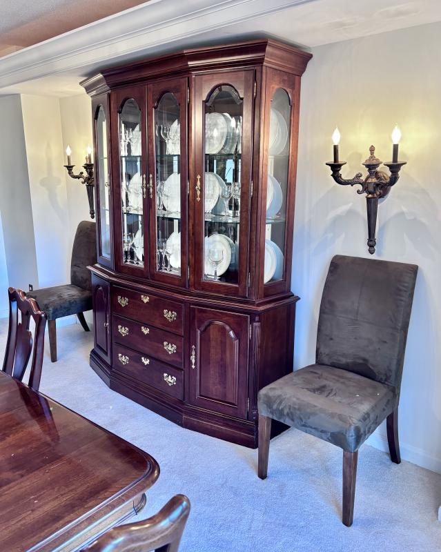 Sale Photo Thumbnail #105