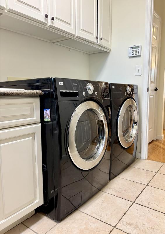 Sale Photo Thumbnail #108