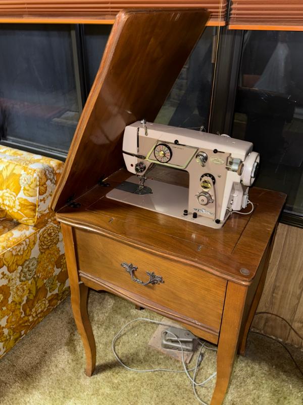 Sale Photo Thumbnail #2