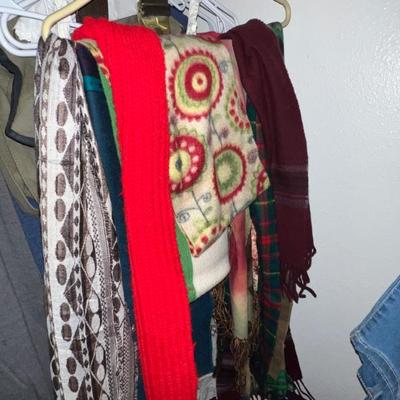 Sale Photo Thumbnail #150