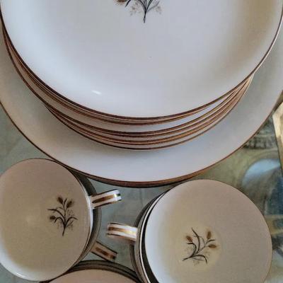 NORITAKE "WHEATCROFT" CHINA SET