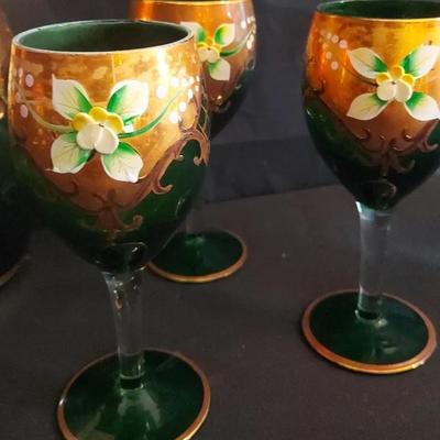 VINTAGE SEVEN-PIECE VENETIAN GLASS DECANTER SET