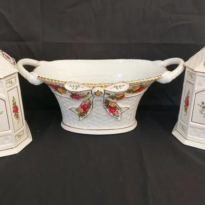 ROYAL ALBERT OLD COUNTRY ROSES COOKIE JARS