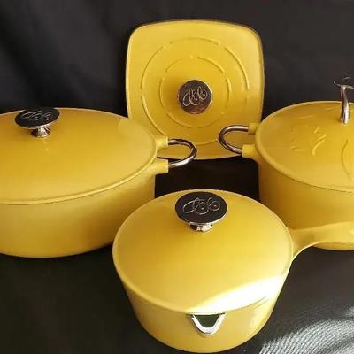 COTTAGE COLLECTION 7-PIECE ENAMEL CAST IRON COOKWARE 
