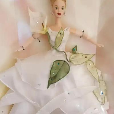LIMITED-EDITION "LILY" BARBIE FAO SCHWARZ ESSENCE OF NATURE AND SCARLETT O'HARA BARBIE